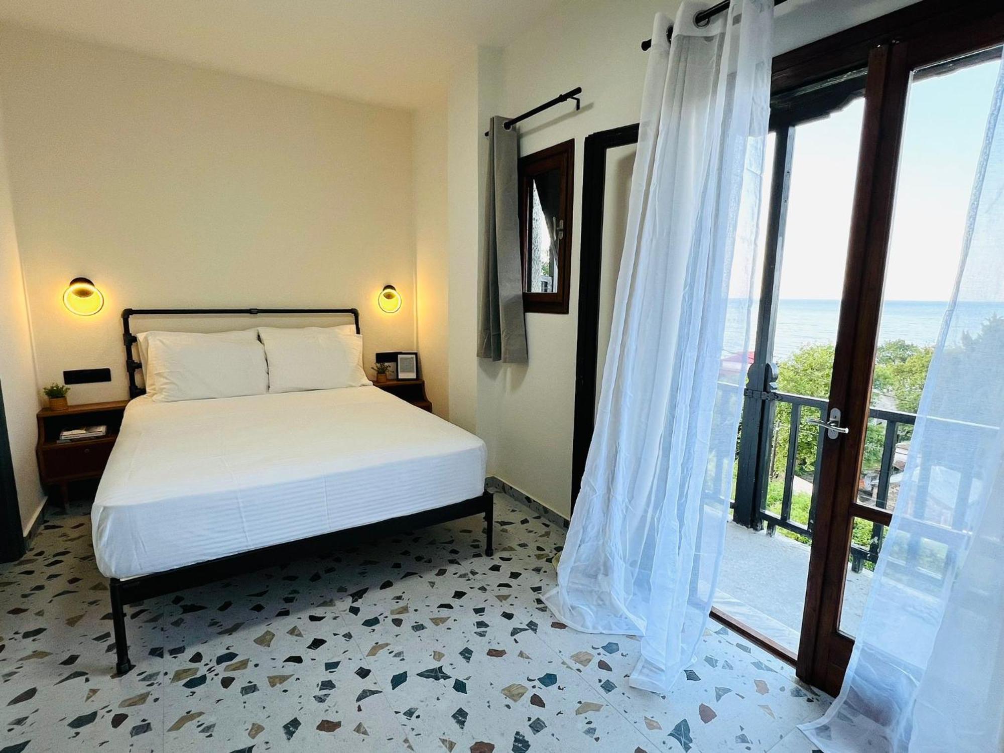 Yalla Chorefto - Hotel & Fun ภายนอก รูปภาพ